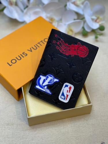 محفظة رجالي لويس فيتون NBA لون اسود