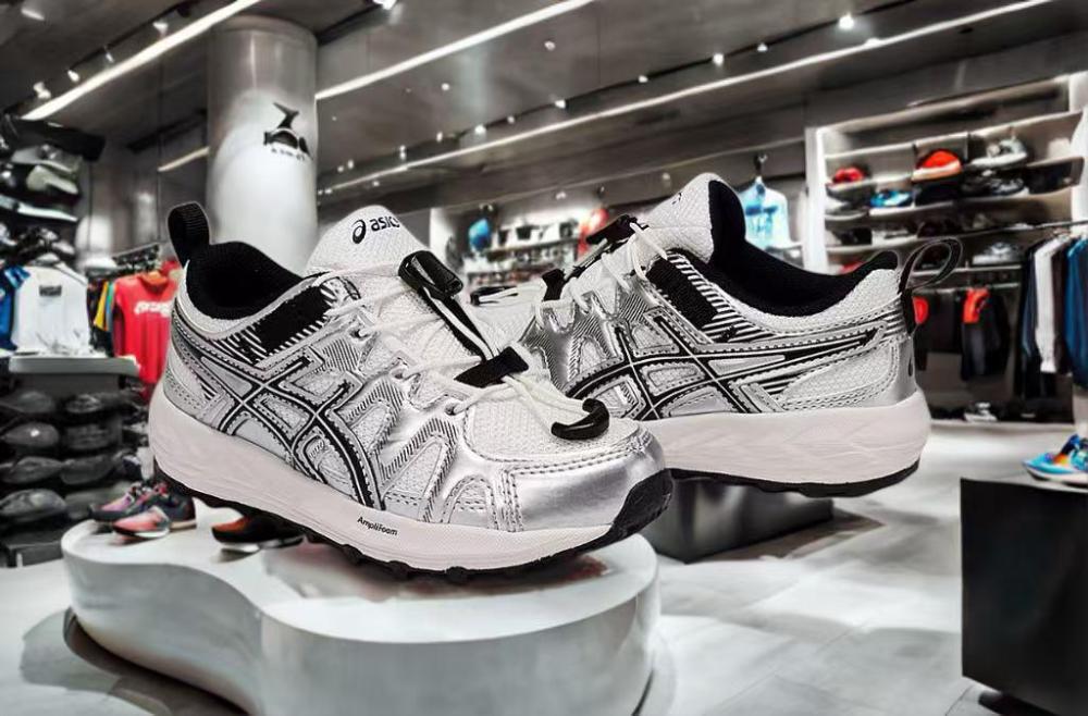 ASICS Kids' Gel-Sonoma White Silver Black Sneaker - E-SEVEN