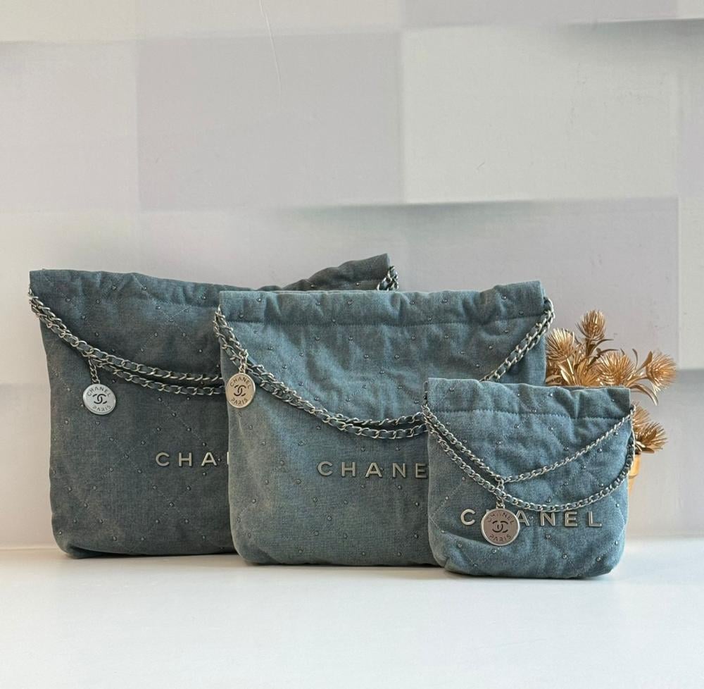 シャネル Chanel 22 Light Blue Denim Women's Bags with Silver Chain