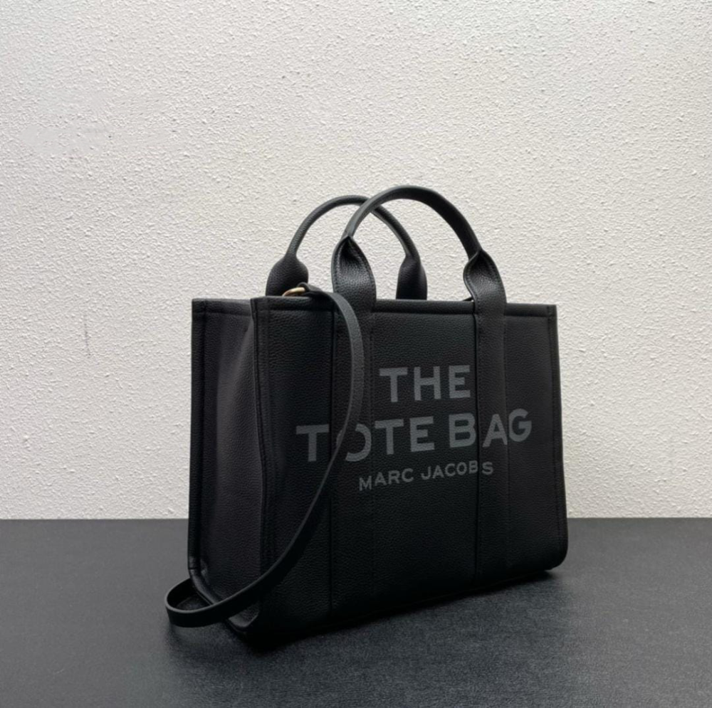 MARC JACOBS THE TOTE BAG ブラック Marc Jacobs The Canvas Large Tote Bag | Black | FARFETCH MZ