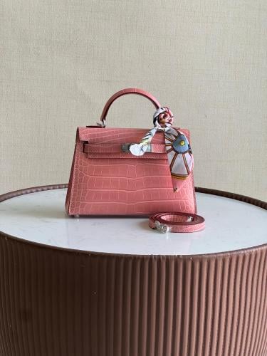 Hermes Kelly 19cm Handbag, Soft Pink - E-SEVEN STORE