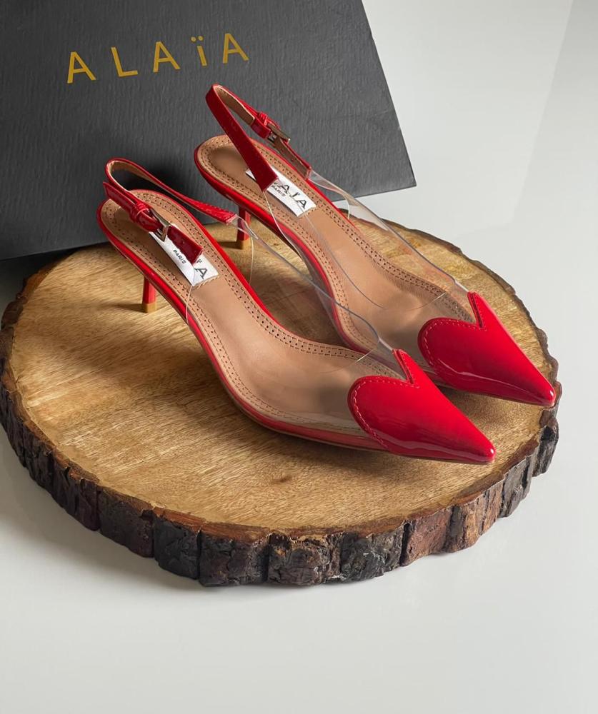 صندل بحزام الايا نسائي بلون احمر