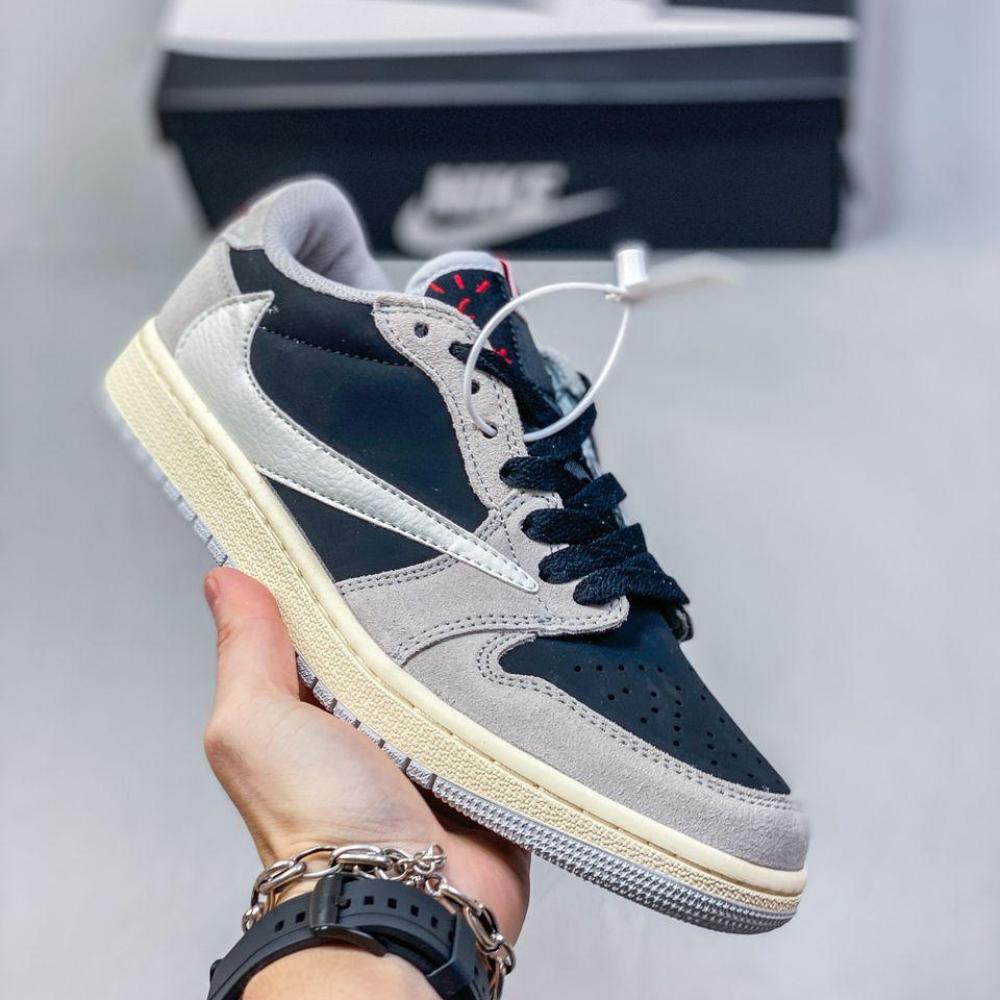 Air Jordan 1 x Travis Scott Grey/Black Unisex Sneaker - E