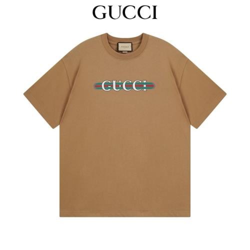グッチTシャツ6 Gucci Men's Logo Print T-Shirt, Brown - E-SEVEN STORE
