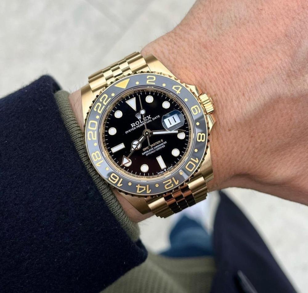 Rolex GMT-Master Men's Watch Silver Gold Black