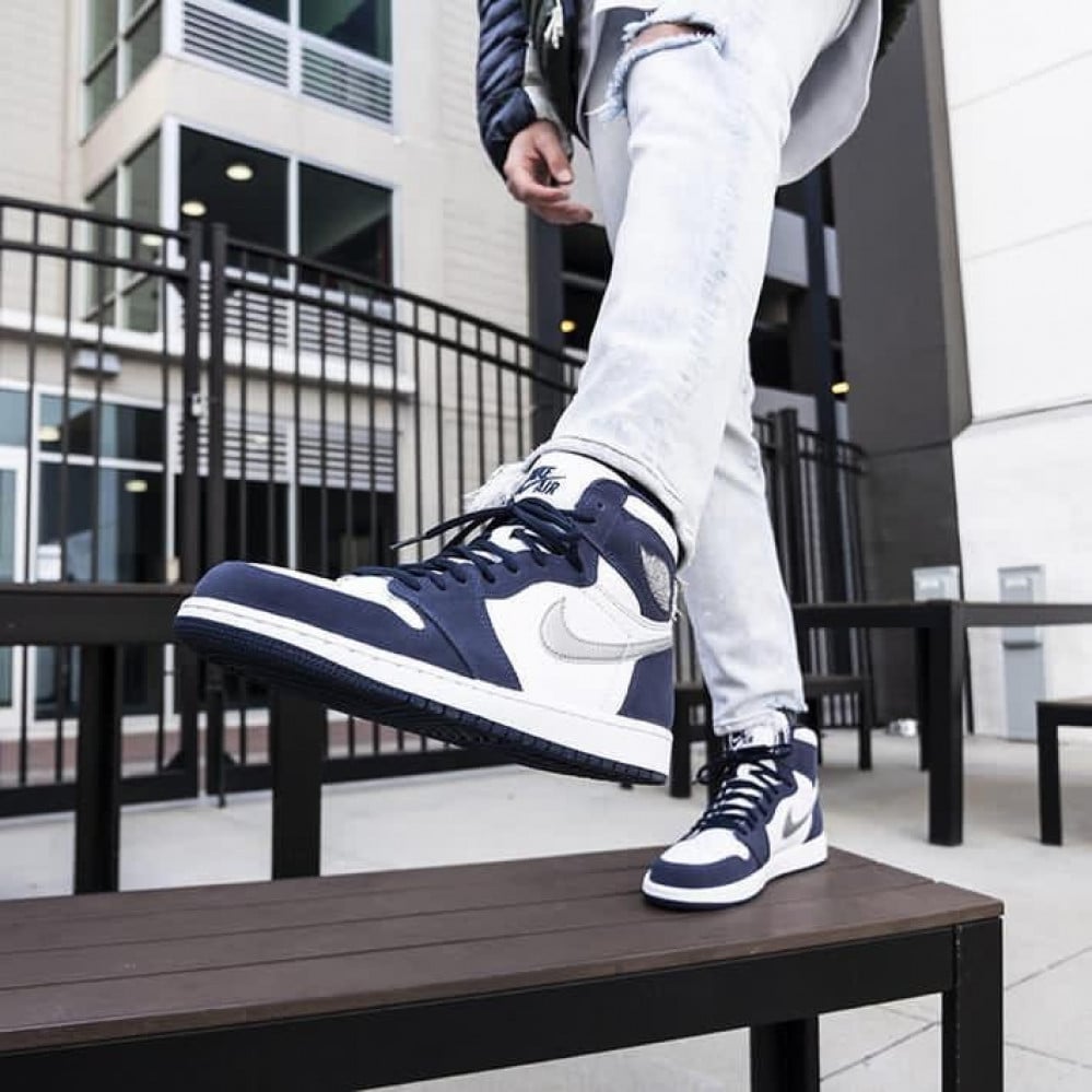 air jordan one navy