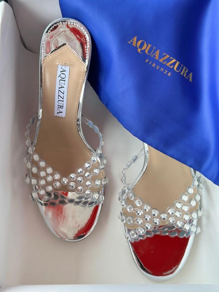 Aquazzura silver heel shoes embroidered with shiny