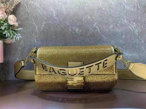 FENDI エナメルハンドバッグ 楽天市場】FENDI フェンディ ショルダーバッグ ハンドバッグ