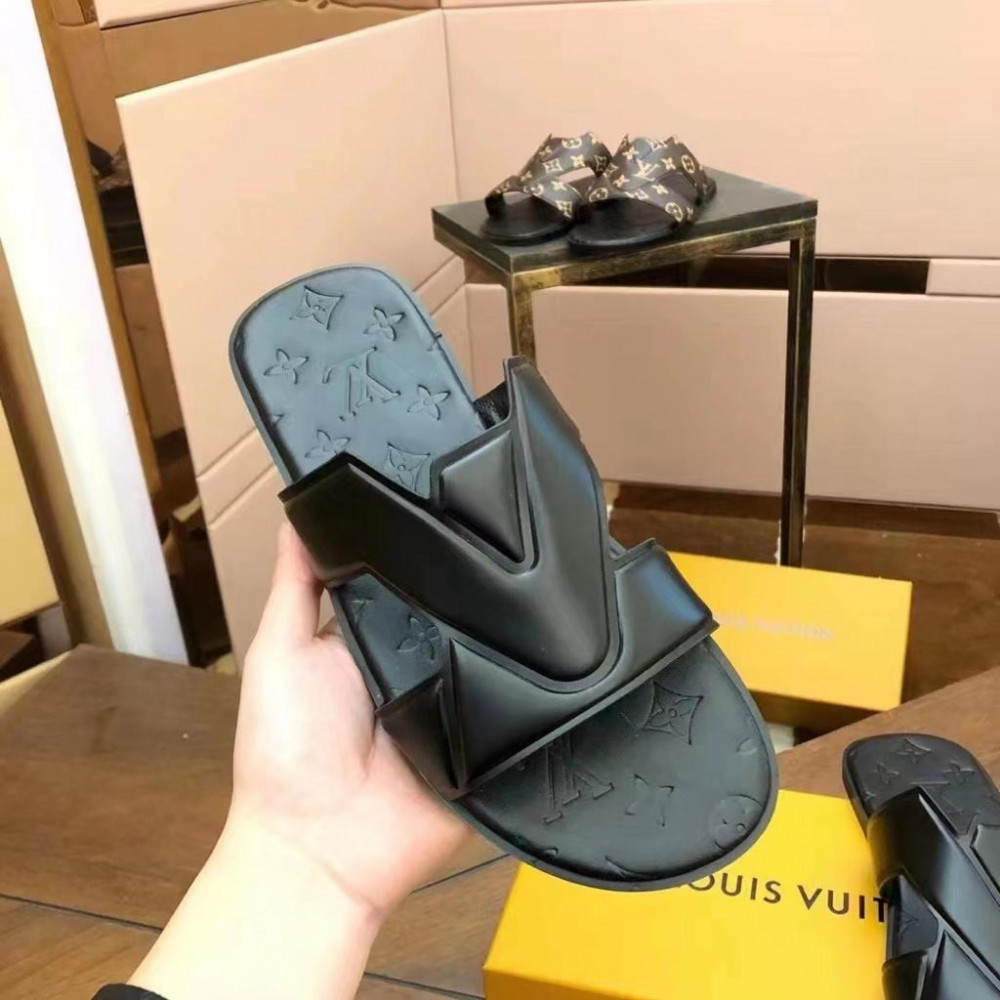 Louis Vuitton Slipper Slippers