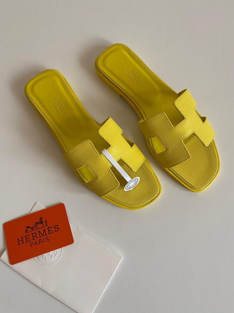 سليبر نسائي ايرميز Hermes لون أصفر