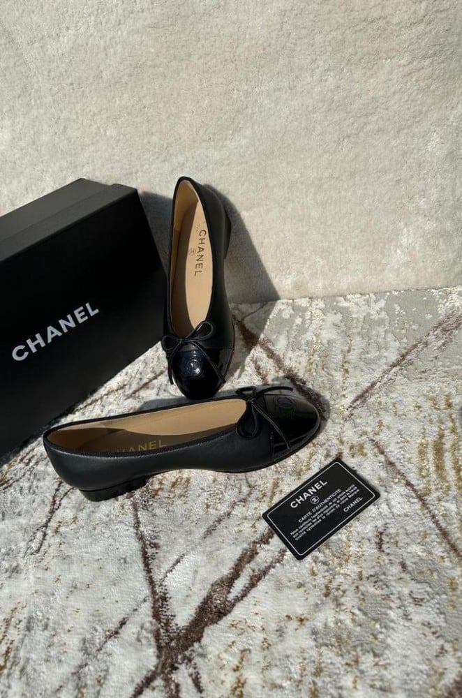 Chanel black patent leather ballet flats