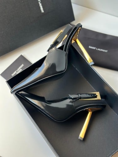 حذاء نسائي راقي من YSL أسود لامع كعب ذهبي بحزام خل...