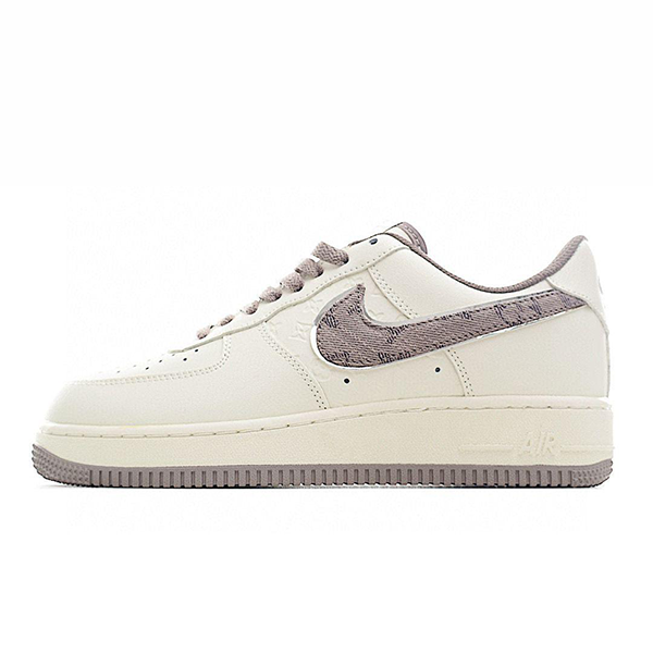 Nike Air Force 1 Basketball Shoes White with Chic Choco - E