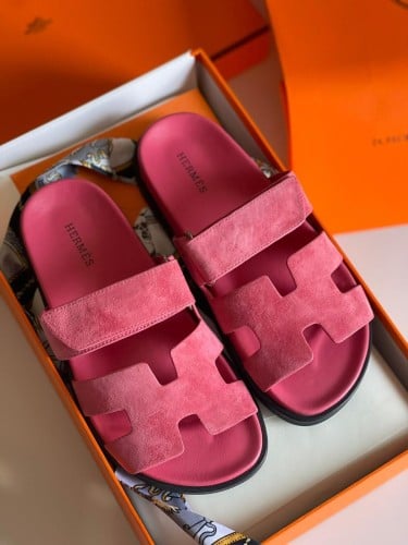 Elegant Celine slippers in luxurious leather, white and