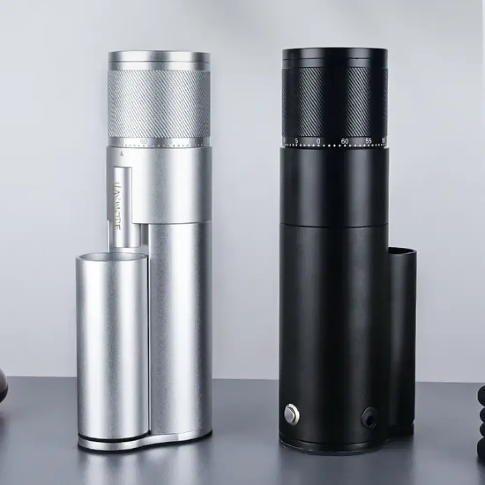 مطحنة احترافية بتصميم أسطواني أنيق | Pro grinder cylindrical design