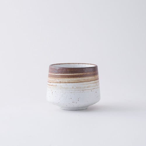 منتج مجاني: كوب سيراميك بتصميم حجري - 180 مل بني و ابيض