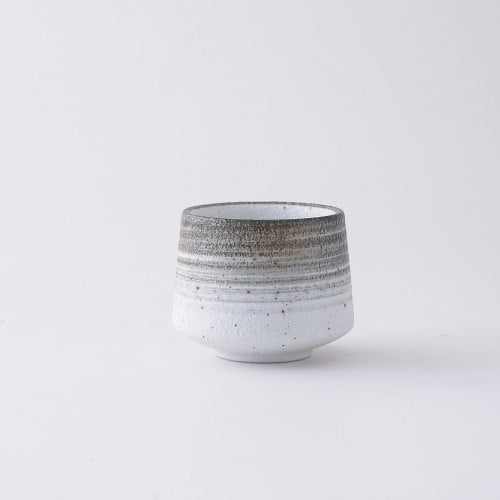 منتج مجاني: كوب سيراميك بتصميم حجري - 180 مل اسود و ابيض