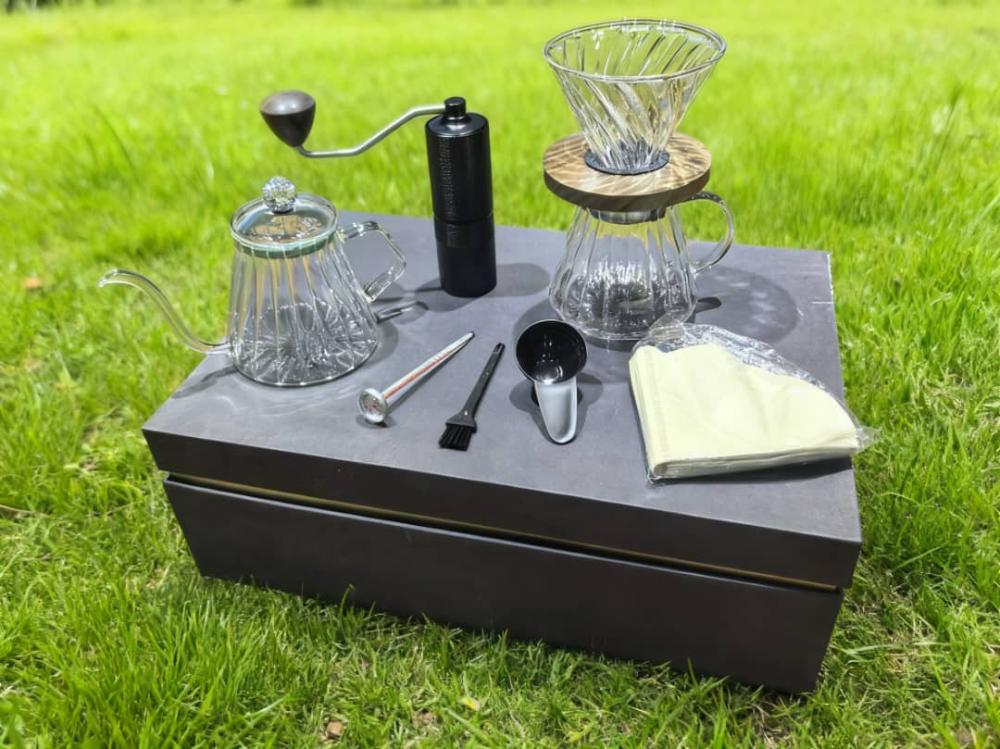 بكج حقيبة القهوة المختصة - وتر | PACKAGE WTR V60