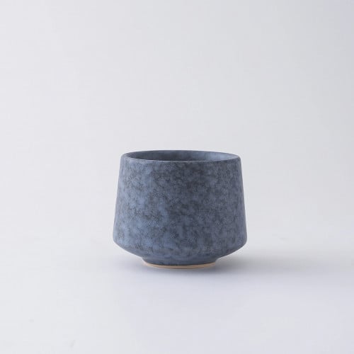 منتج مجاني: كوب سيراميك بتصميم حجري - 180 مل ازرق مرقط بالاسود