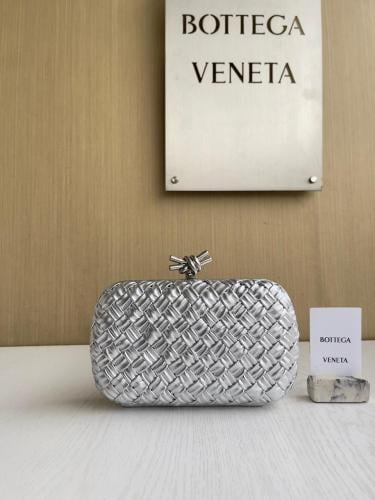 بوتيقا  ٢٠.٥ سم