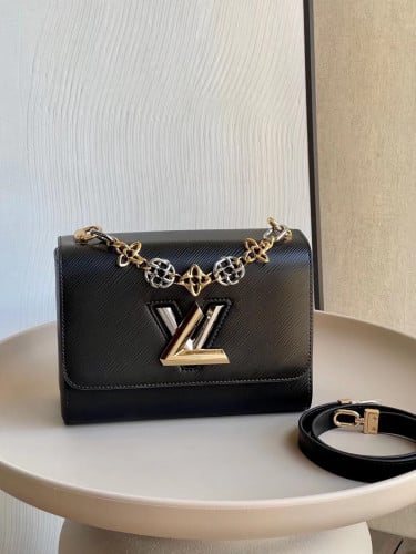 لوي فيتون 23 سم Twist