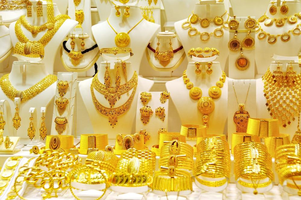 شراء ذهب أونلاين: أفضل الخيارات لمجوهرات فاخرة في متناول يدك