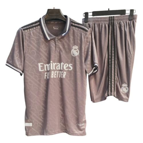 طقم ريال مدريد رمادي 2025 رجالي صناعه تايلندي