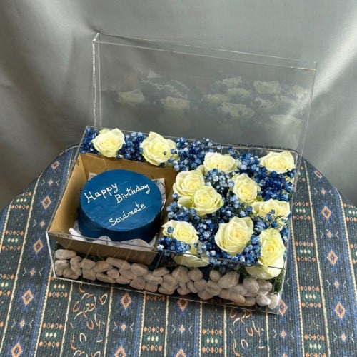 تنسيق كيك في بوكس اكريلك