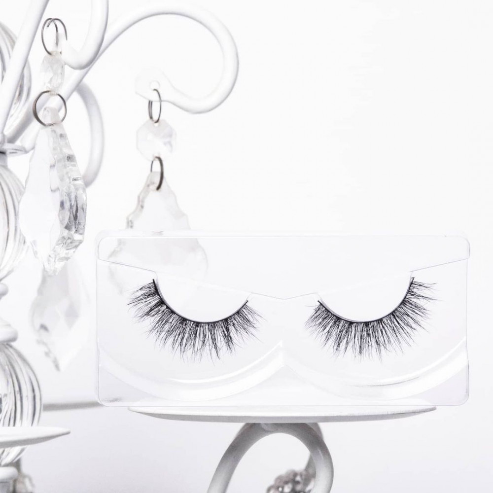 R13 Lolo Glamour Lashes