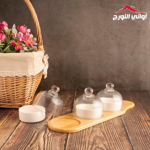 حافظة مكسرات بغطاء زجاجي ( ثلاثي)