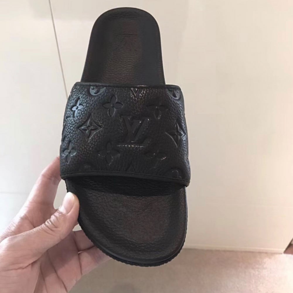 LV Slipper