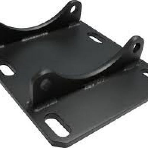 #10006W قاعدة كمبروسر مرسيدس ام بي 124 / COMPRESSOR BRACKET MB 124 BENZ