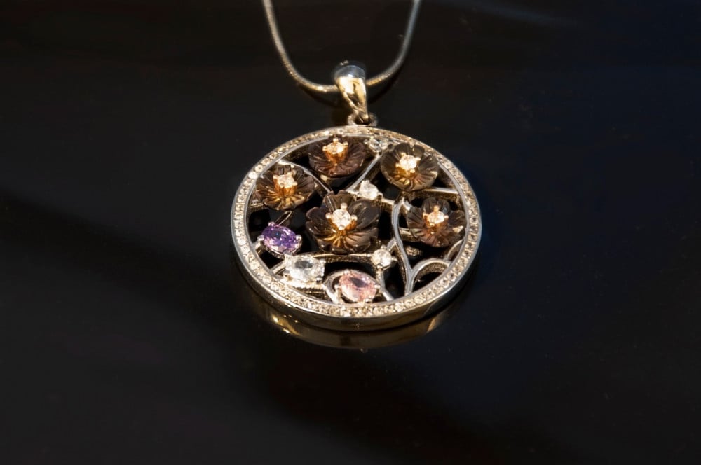 سلسلة فضة نسائية