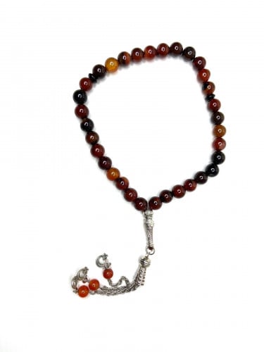 سبحه عقيق بني