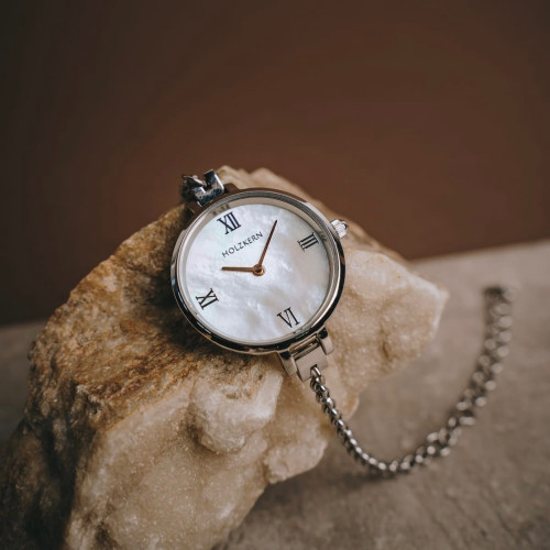 هولزكرن كوليت نسائية