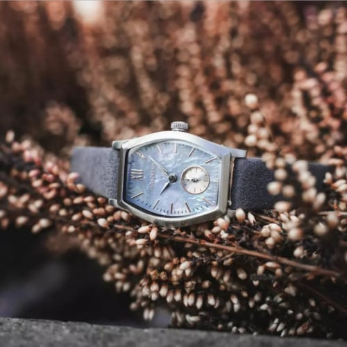 ساعة هولزكرن فرجينيا نسائية