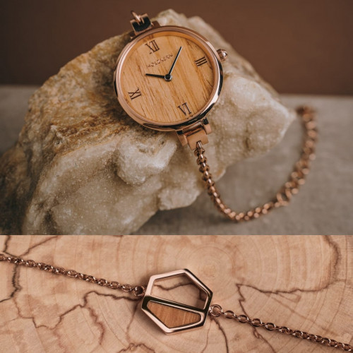 طقم ساعة ليلي واسورة اسمبليج نسائي