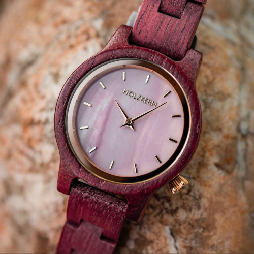 هولزكرن نابالي نسائية