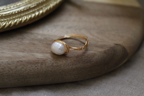 Freshwater White Pearls x Copper Ring