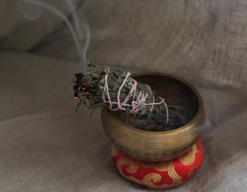 Smudge/ Sage Stick | بخور الميرامية العضوي