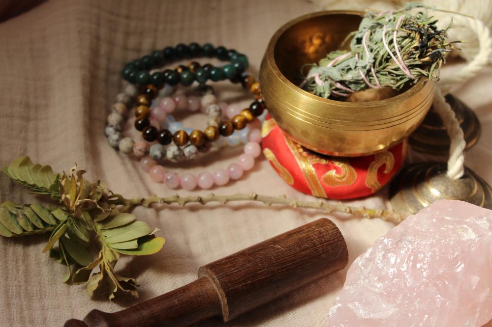 طرق سهلة لتنظيف أحجارك الكريمة