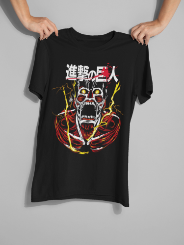 تيشيرت Attack on Titan – تصميم التايتان الضخم بأسل...
