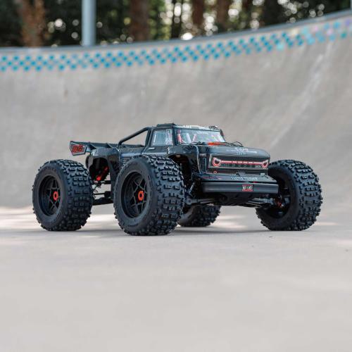 ARA5810V2T11/5 OUTCAST 4X4 8S BLX EXB Brushless Stunt Truck RTR, Black