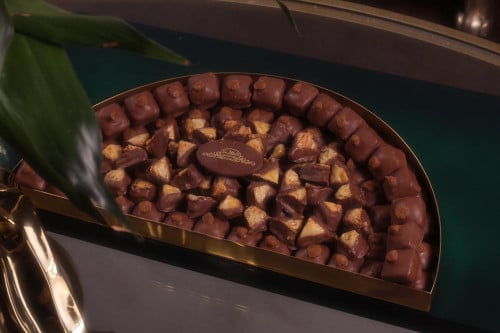 باكج 300 شخص