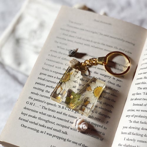 ميدالية مستوحاة من الطبيعة.