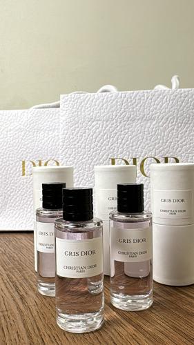 Gris dior