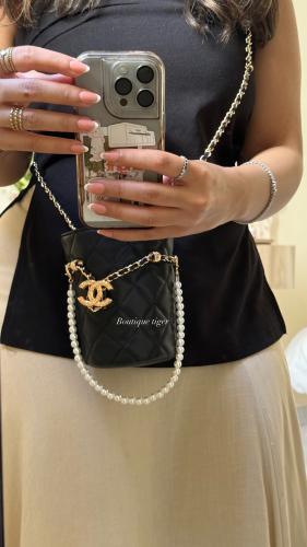 Chanel bag black