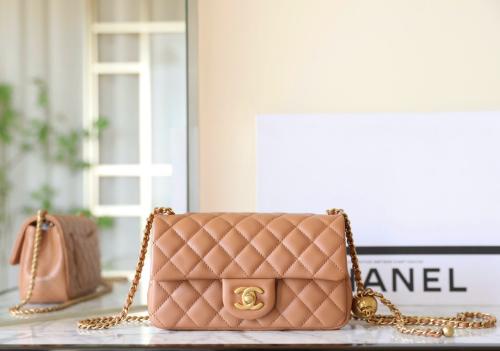 Chanel 20 cm