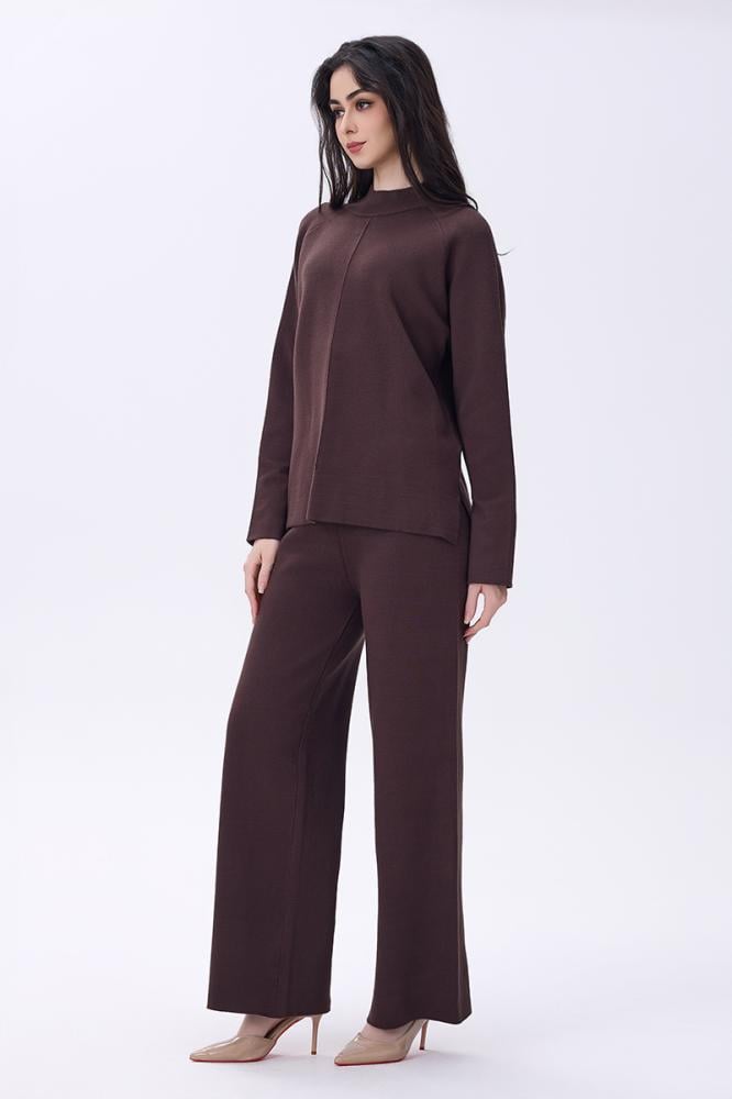 طقم بني شتوي