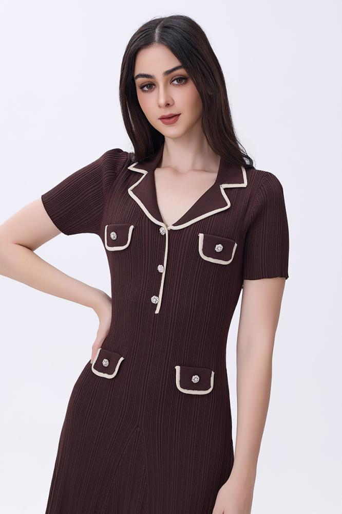 فستان بني استرتش بتفاصيل كريمية